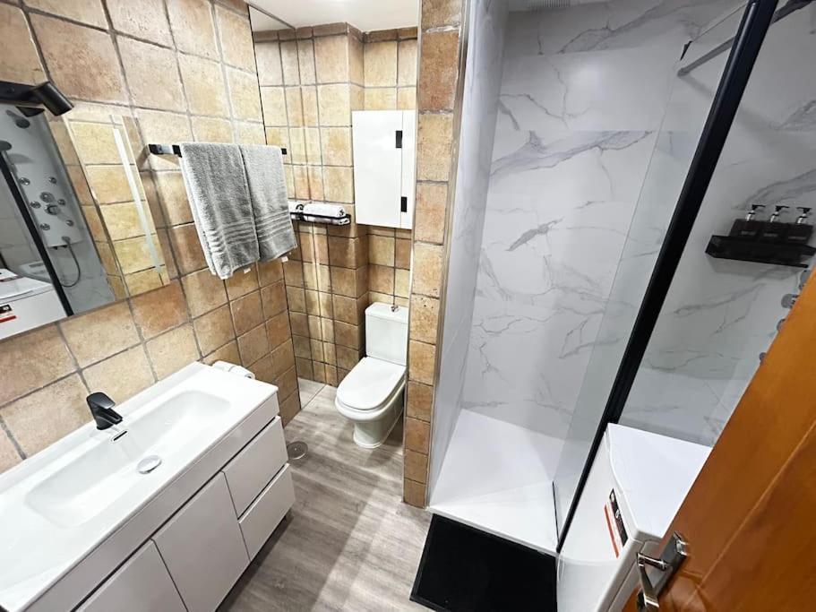 Apartamento Amueblado En El Centro De Мадрид Екстериор снимка