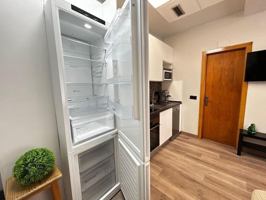 Apartamento Amueblado En El Centro De Мадрид Екстериор снимка
